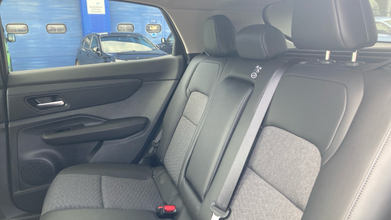 Nissan ARIYA 160kW Advance 63kWh 22kWCh 5dr Auto Electric Hatchback